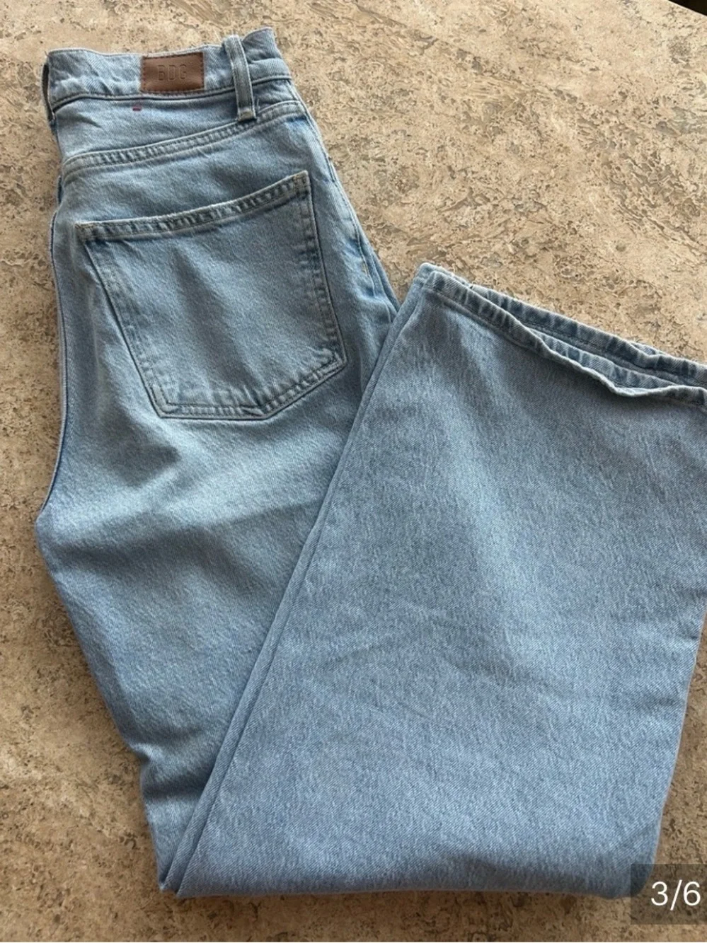 BDG High & Wide‎ Leg Jeans Size 27 Light Wash Denim